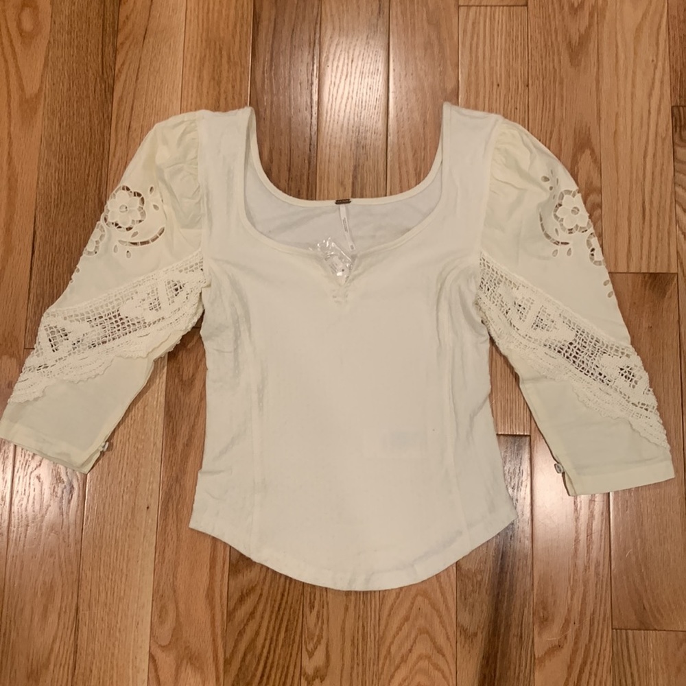 New Free People Brunch Date Puff Sleeve Top in Size XS - Picture 4 of 10